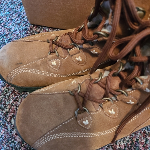 🐳 2/$40 Bass Winter Boots - size 7 - Picture 4 of 5